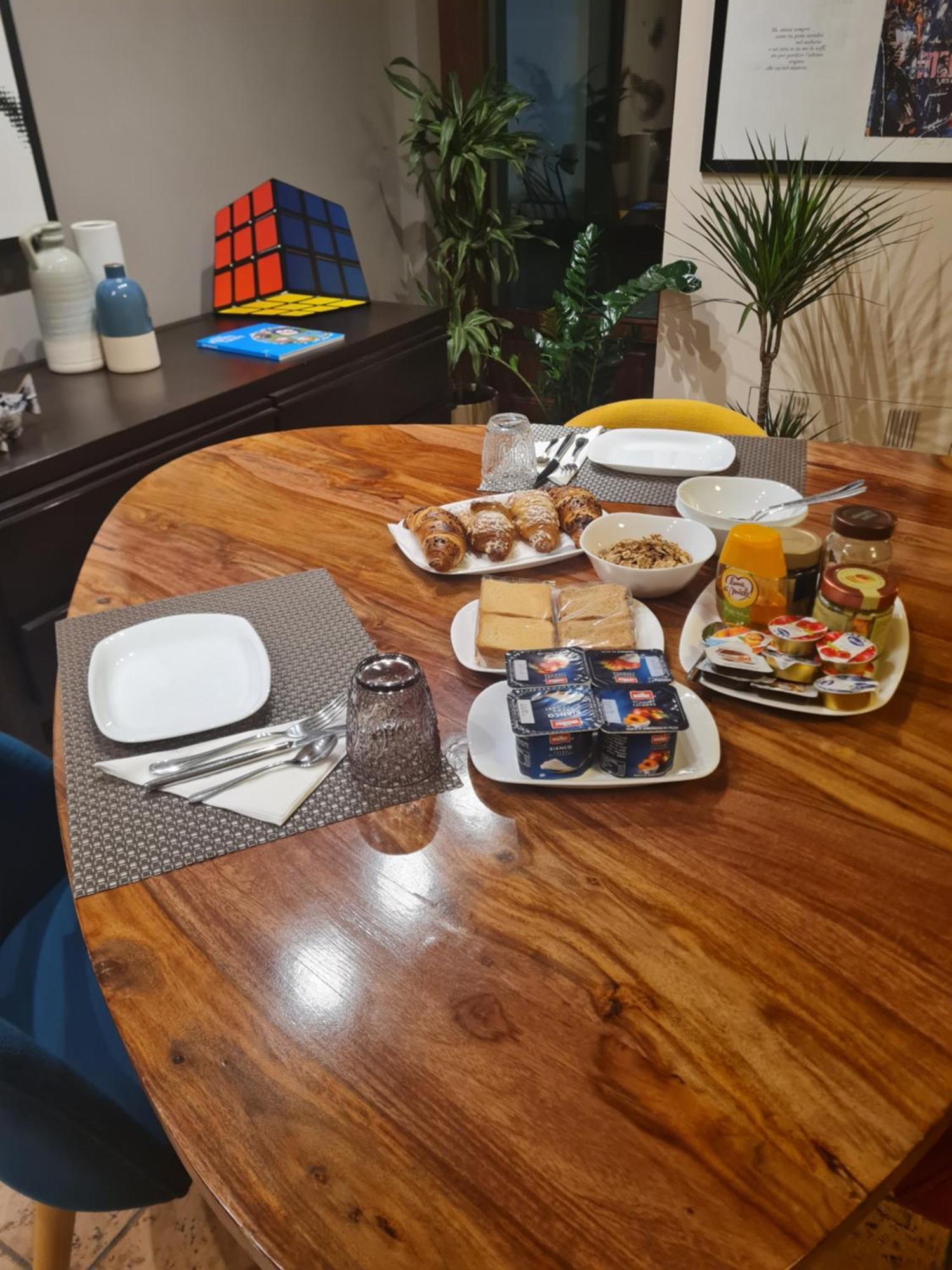 Manfredi Ristorante Con Alloggio Romentino Kültér fotó